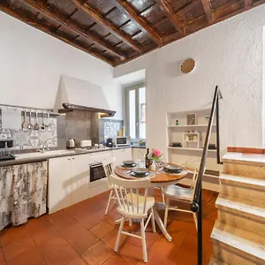 Cozy & Charme In Apartment